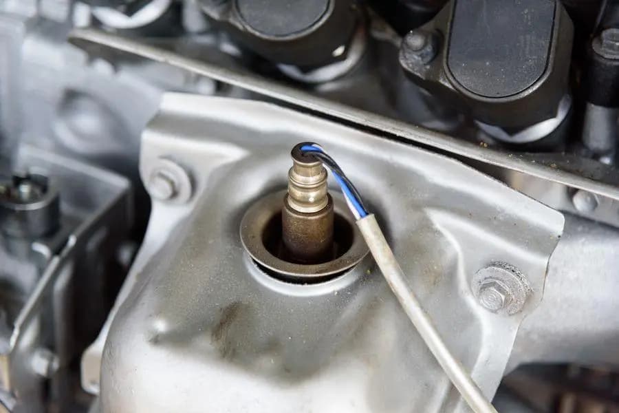 O2 Sensor Replacement Service Image